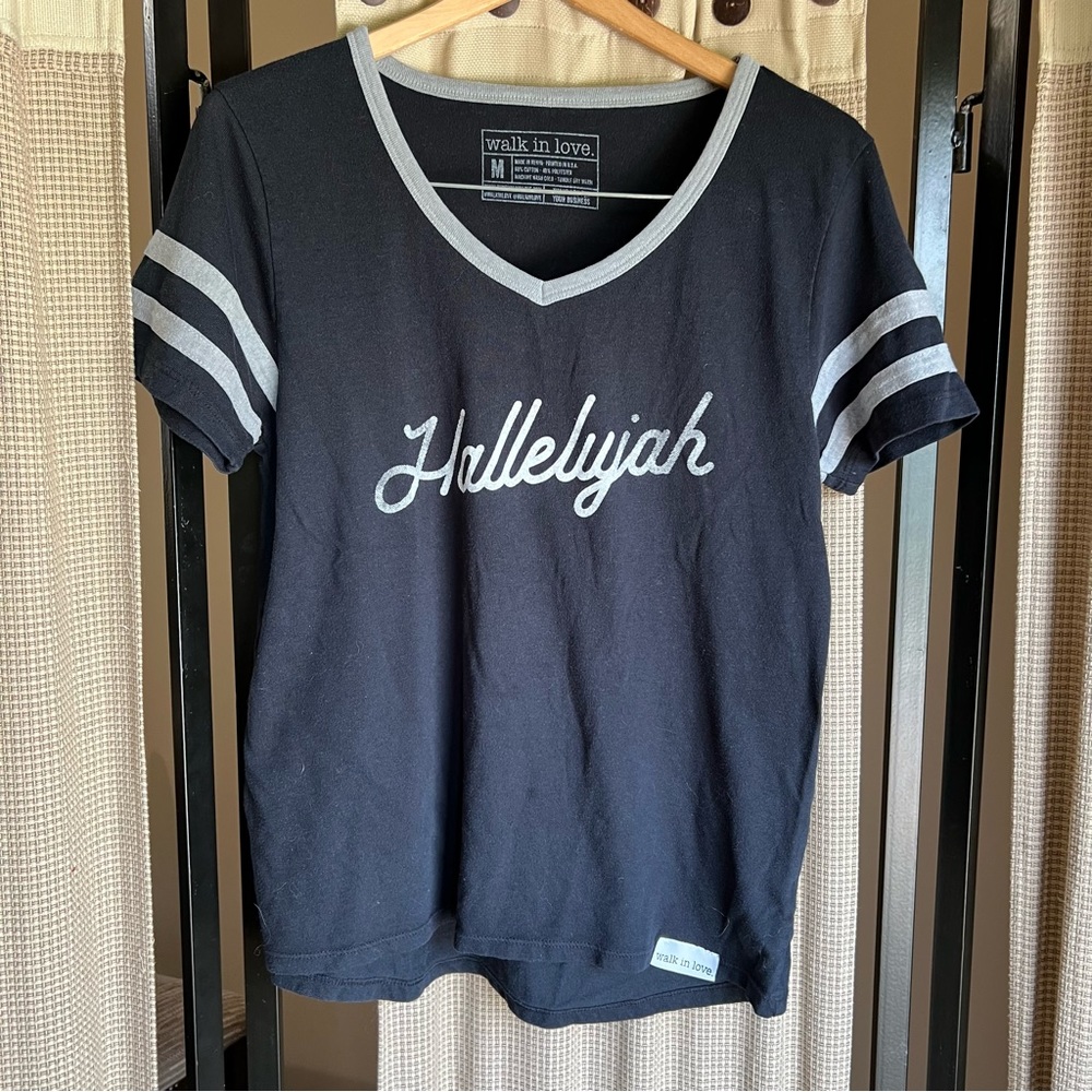 Walk In Love “Hallelujah” t-shirt. PTL. Size medium.